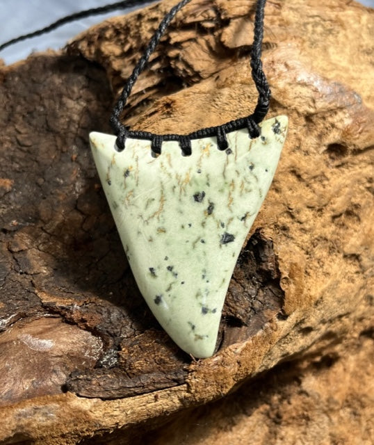 Pounamu Mako